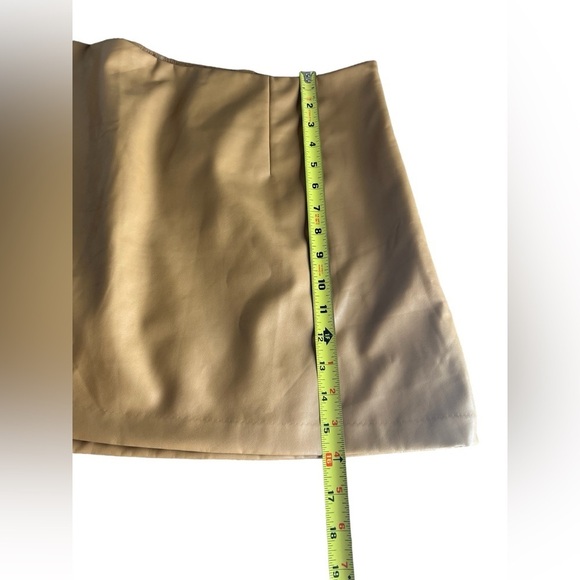 Abercrombie & Fitch Vegan Leather Mini Skirt - Picture 8 of 10